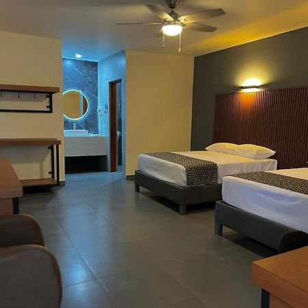Hotel Maioris Guadalajara Palomar Luaran gambar